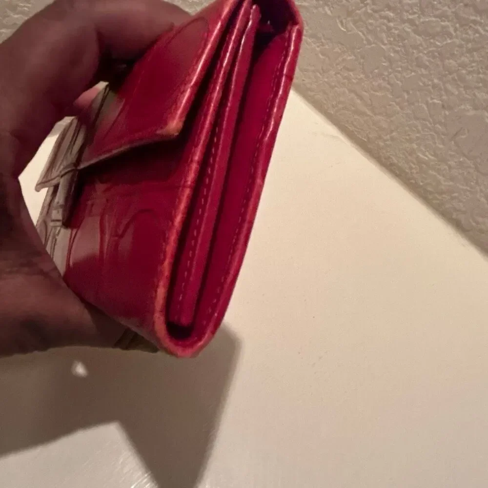 Ferragamo Long Wallet Red Gancini Embossed Logo Leather Travel Organization Bold